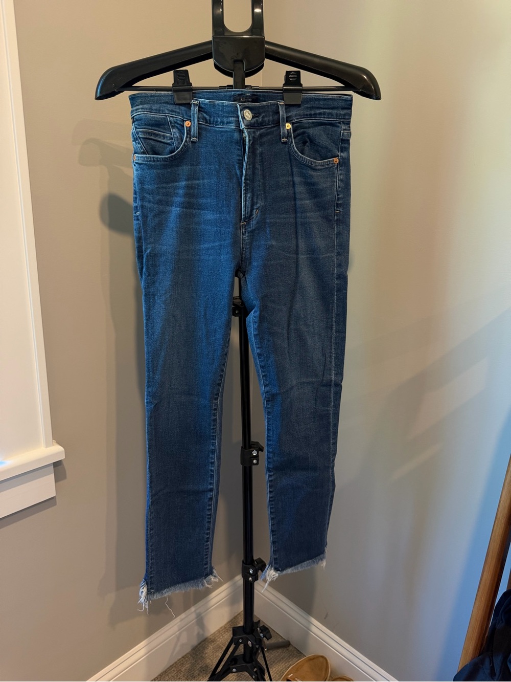 Citizens Of Humanity Dark Blue Cropped Straight Jeans